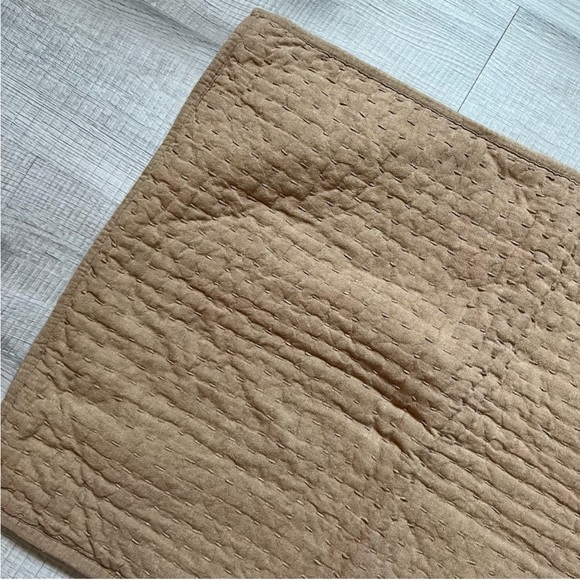 POTTERY BARN BESTSELLER Pick-Stitch Handcrafted Cotton/Linen Quilted Sham - Picture 4 of 10